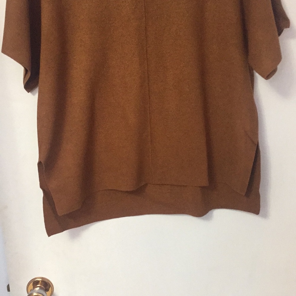 Alfani Hi Low Fall Top - Picture 4 of 5